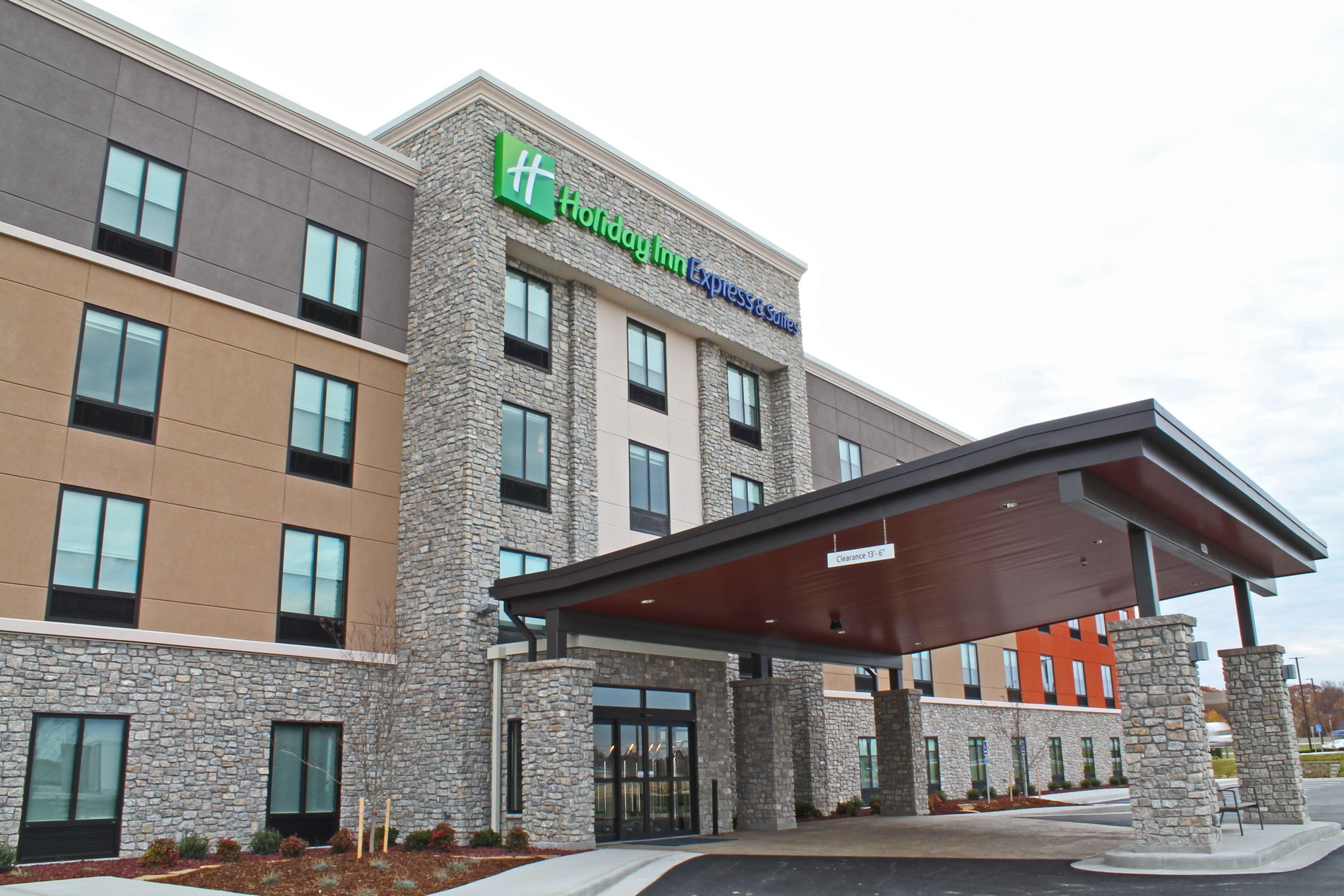 Holiday Inn Express & Suites - St. Louis South - I-55 By Ihg Mehlville Bagian luar foto
