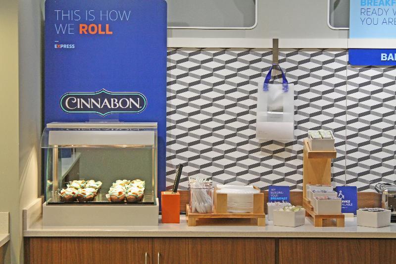 Holiday Inn Express & Suites - St. Louis South - I-55 By Ihg Mehlville Bagian luar foto